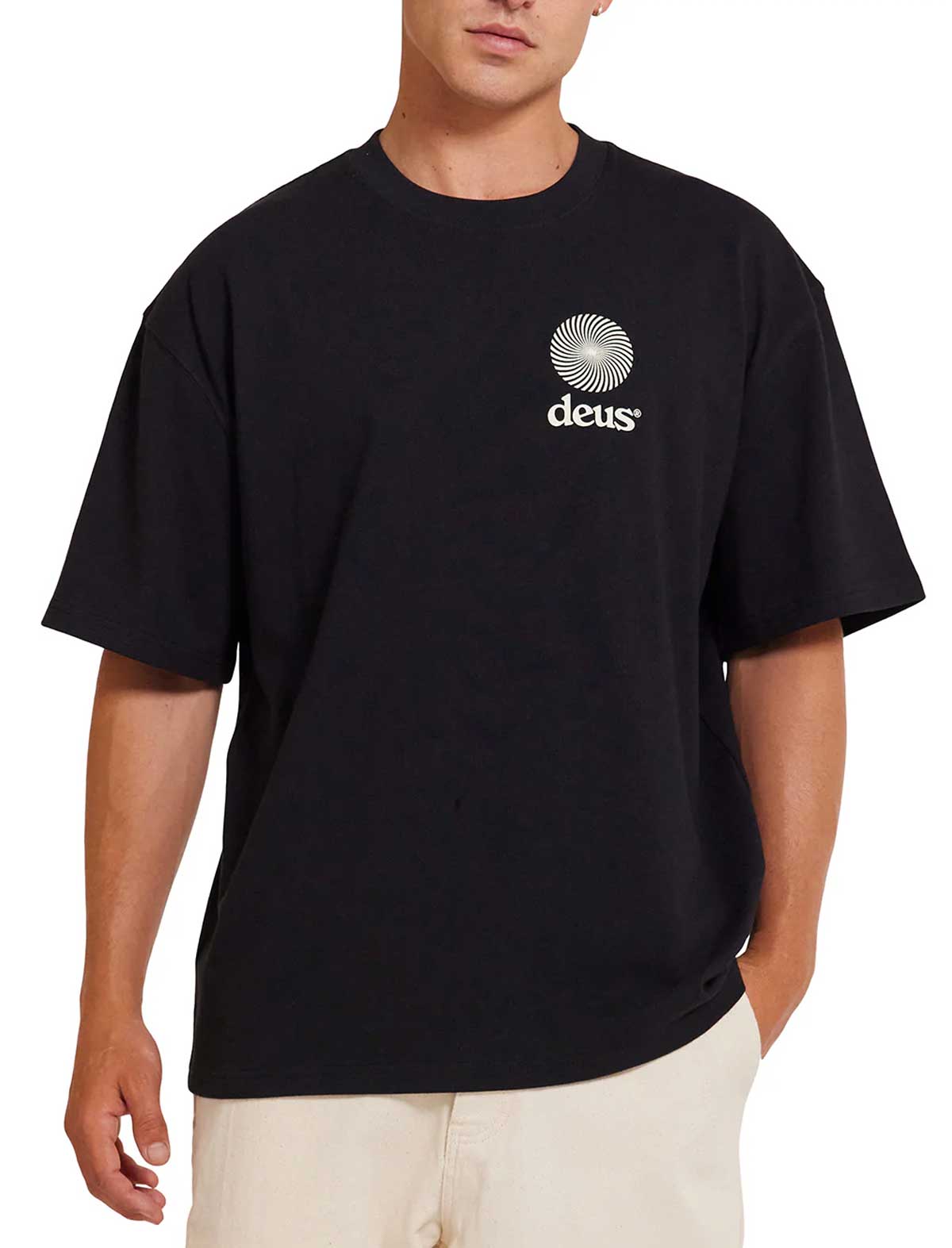 Person wearing a deus ex machina strata black t-shirt with 'deus' logo on a white background