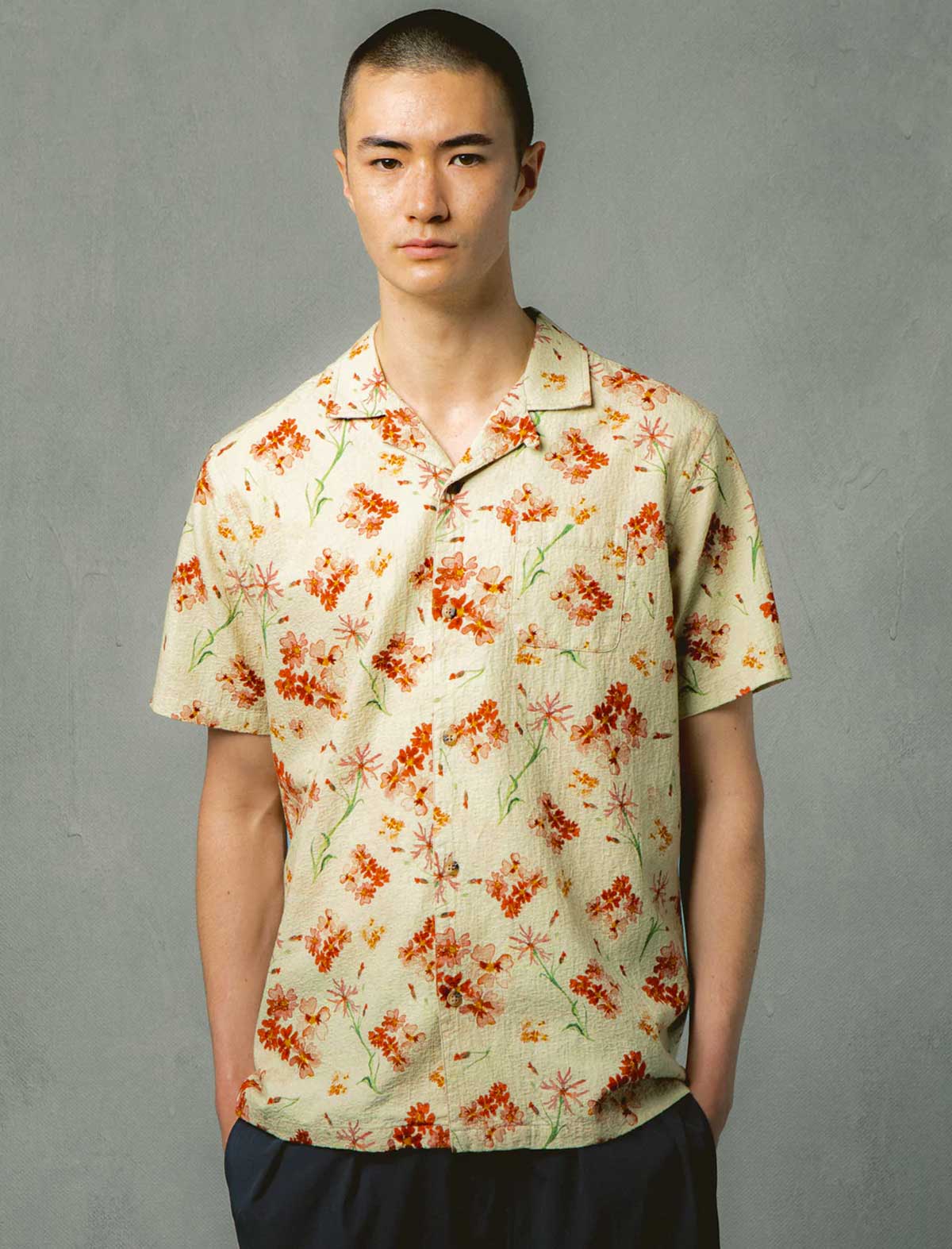 Kestin Crammond Shirt Ecru Floral Print On Model