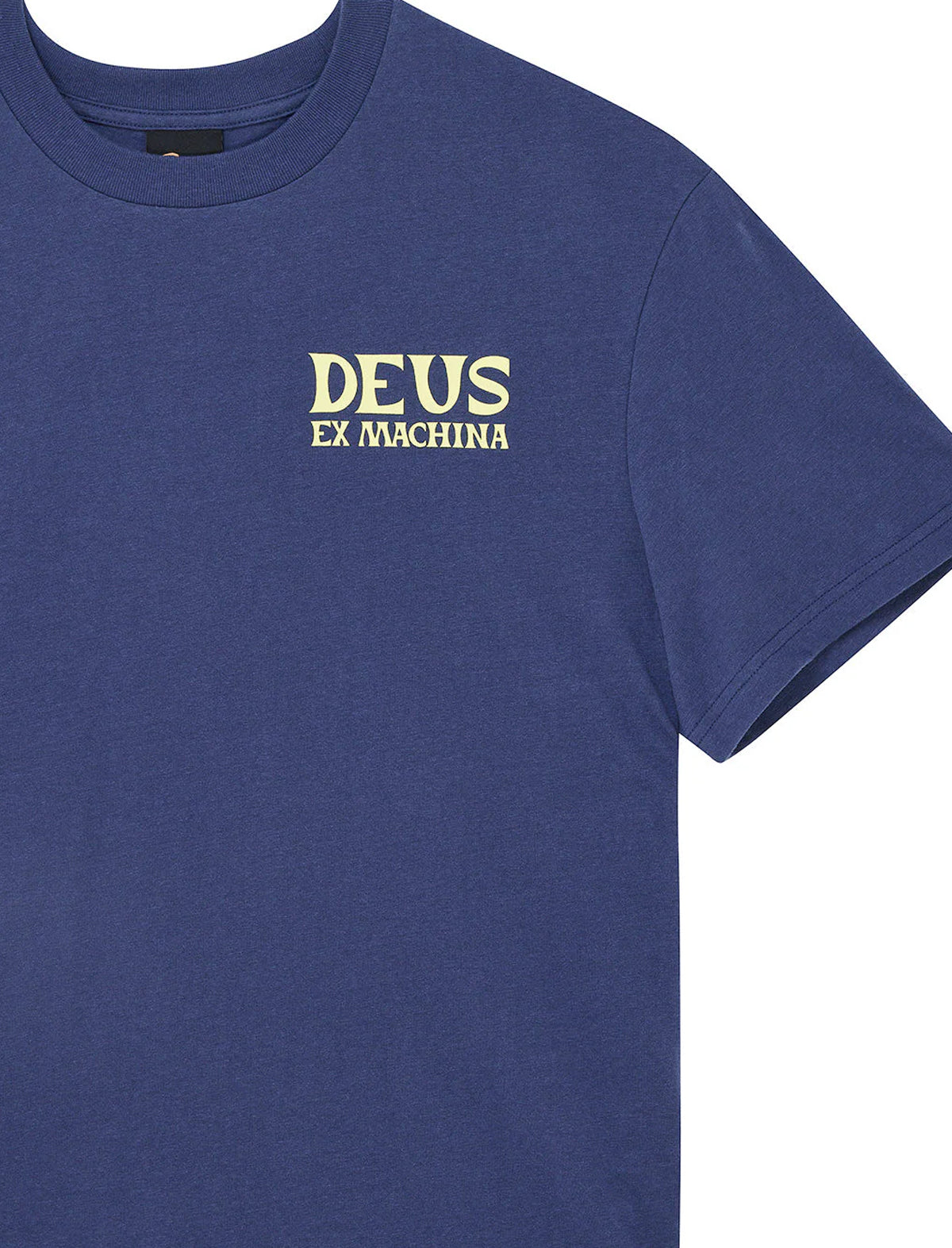 Navy blue t-shirt with 'DEUS EX MACHINA' logo in yellow on a white background