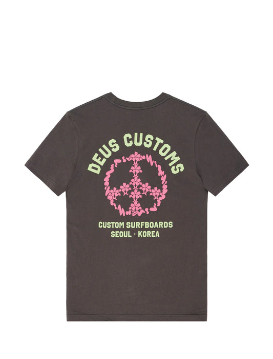 Dark gray t-shirt with 'Deus Customs' logo and text on a white background
