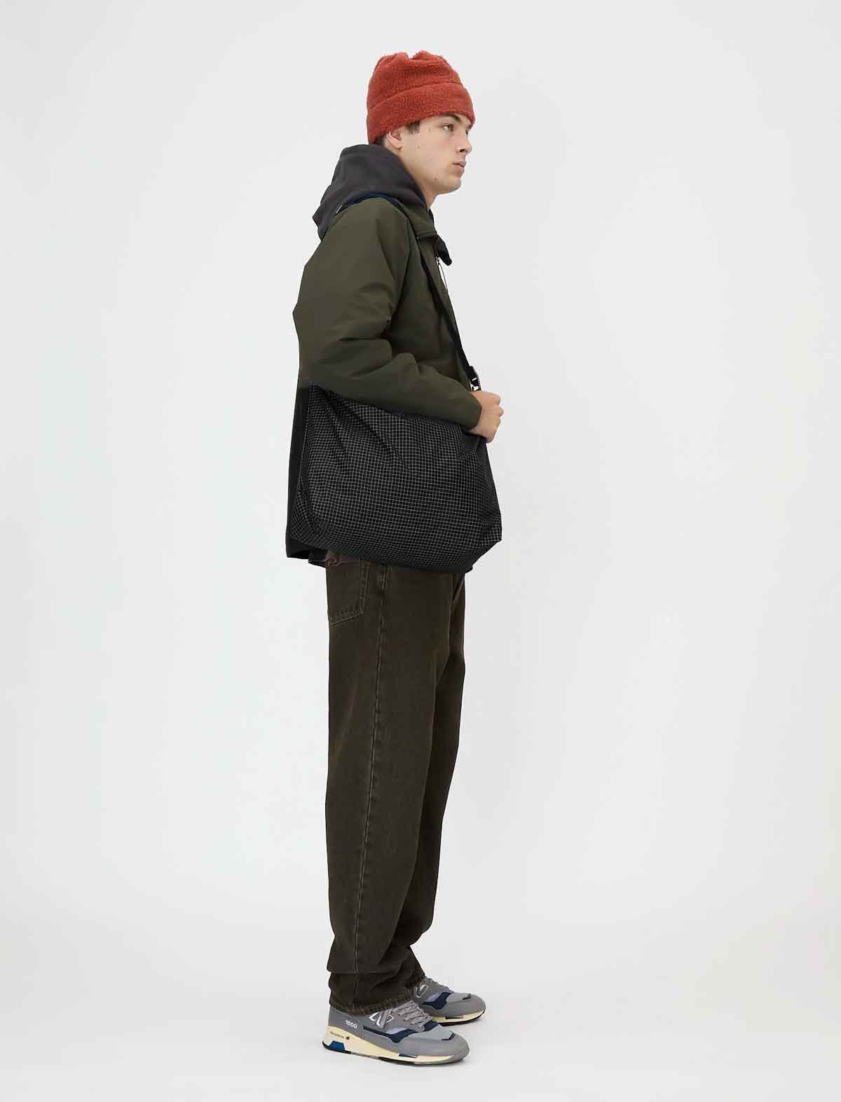 Adsum Zip Tote Bag Black Side Shot on model