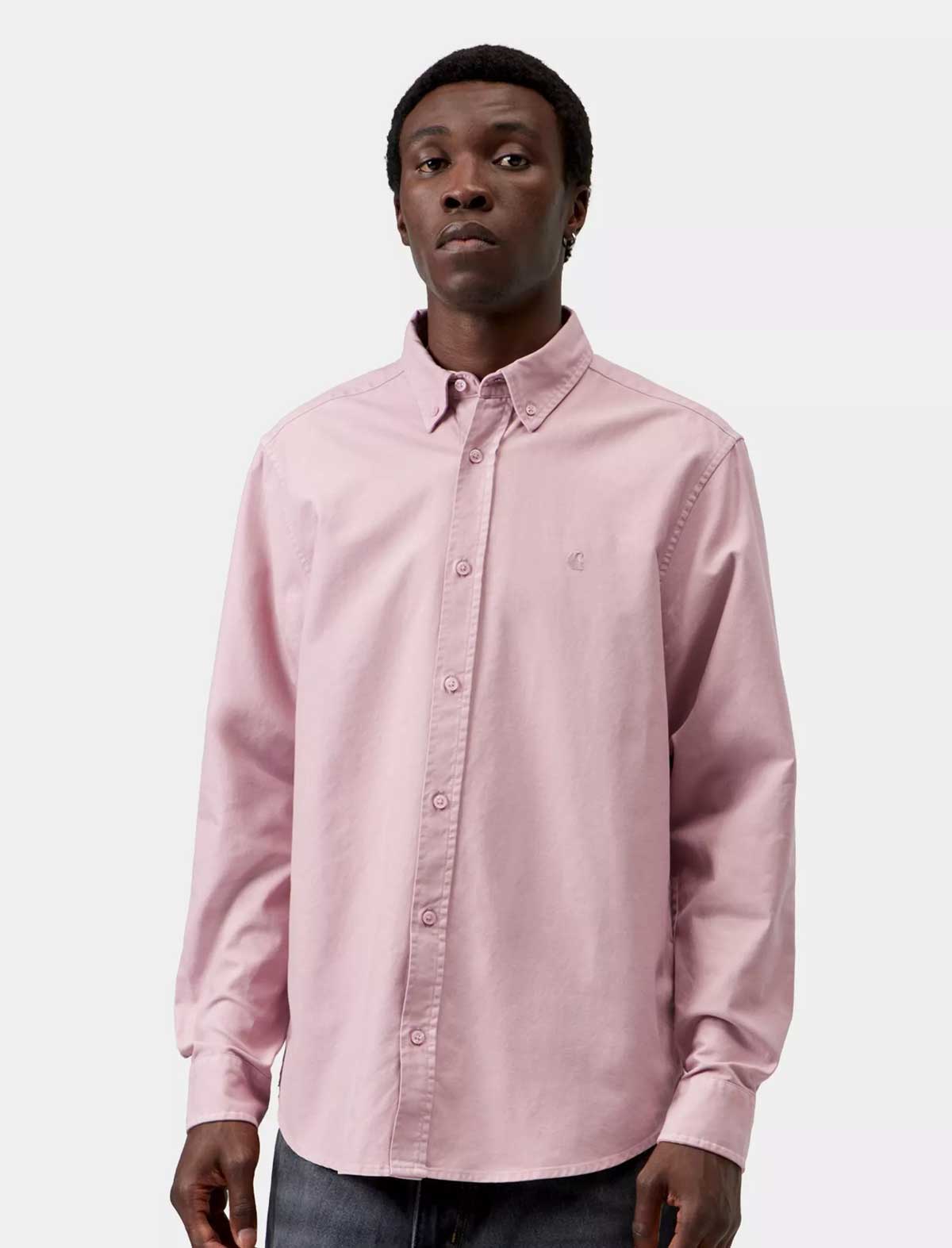Carhartt WIP L/S Bolton Shirt in Hortensia – worn, front view, buttoned to the collar
