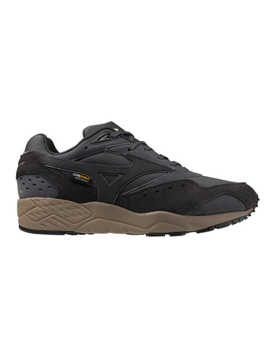 Mizuno Contender Black and brown sneaker on a white background
