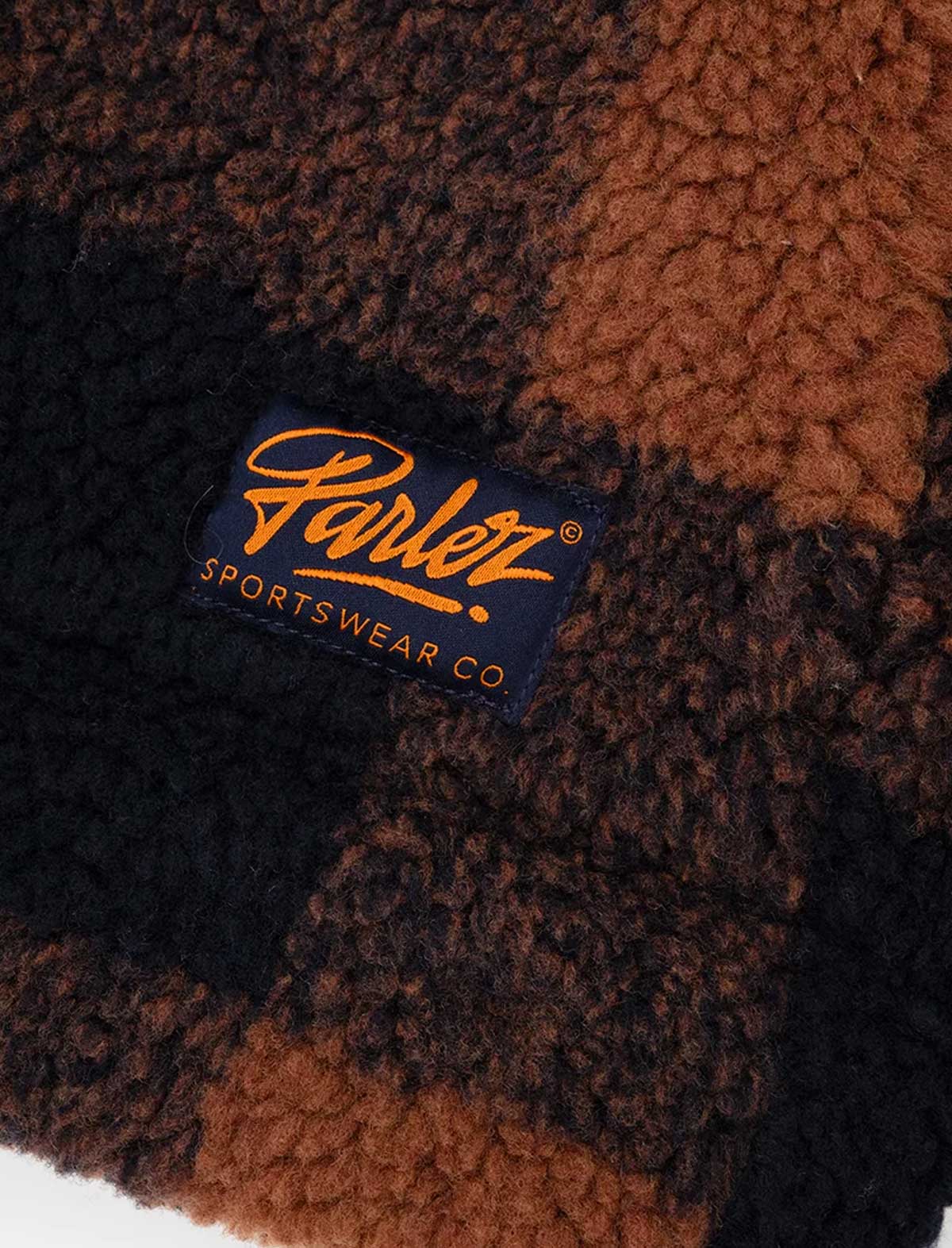 Parlez close up of label 