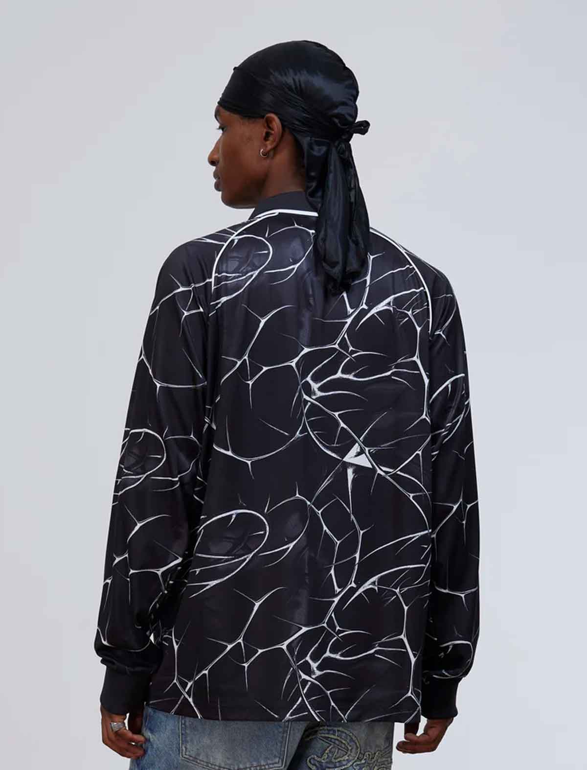Patta classic woven badge with embroidered stars detail